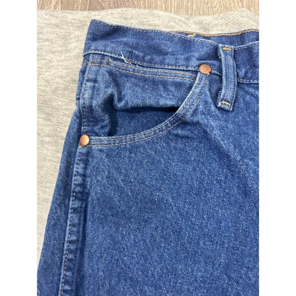 Wrangler Jeans Women's Size 32 Straight Leg Outdoor Denim Blue - Picture 3 of 8